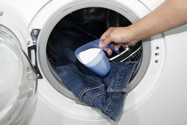 Найкраще використовувати рідкий гель для прання виробів з делікатних тканин