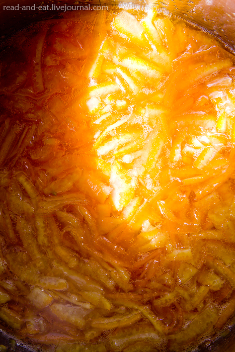 Важливо: цукор повинен повністю розчинитися до закипання